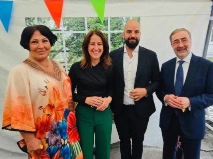 Annie Schur with Labour Party Deputy Leader Tonje Brenna and Italian Ambassador Stefano Nicoletti at the Swedish National Day reception in Oslo.
